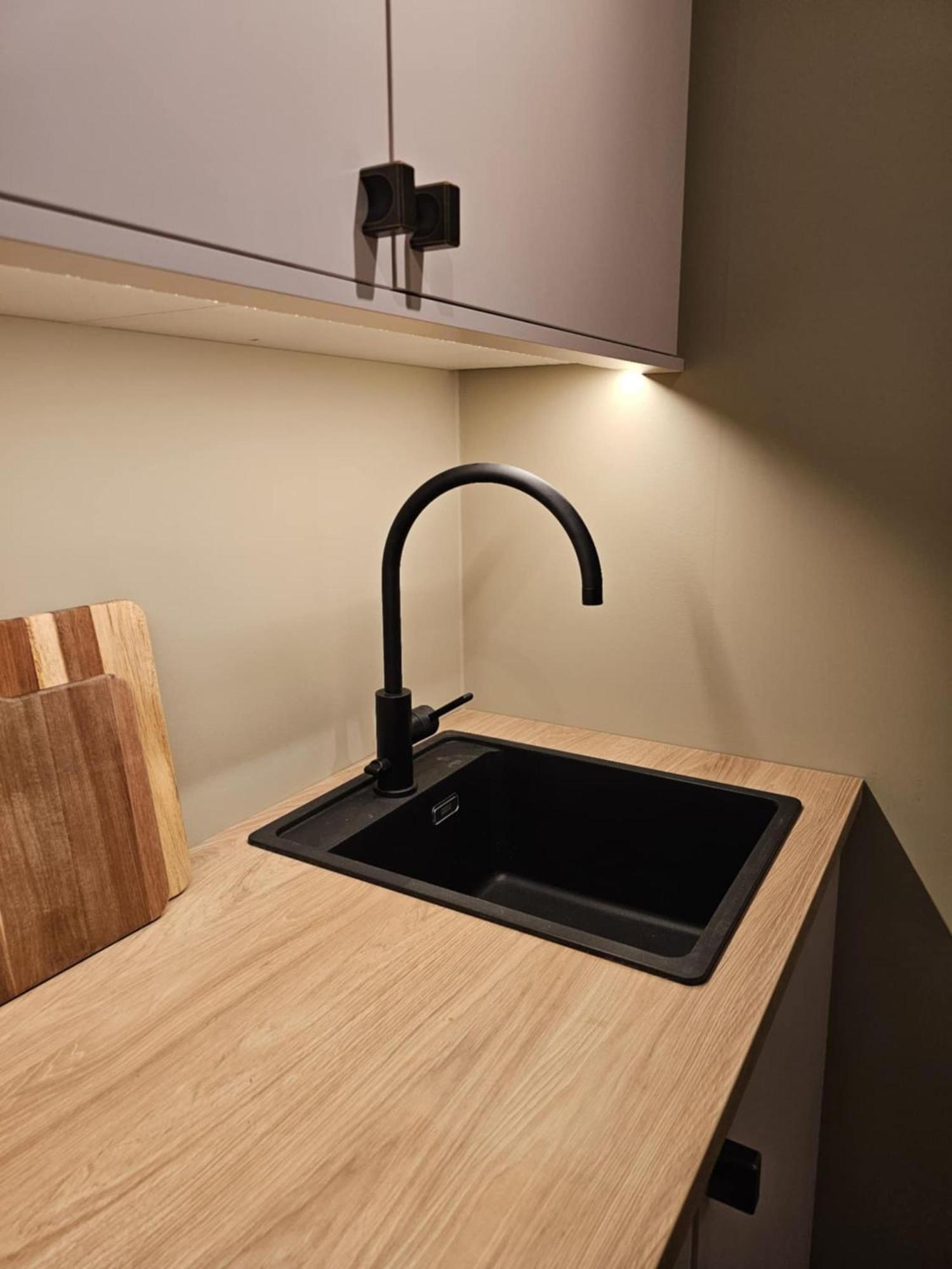 Supercentral City Apartment Eik Tromso Bagian luar foto