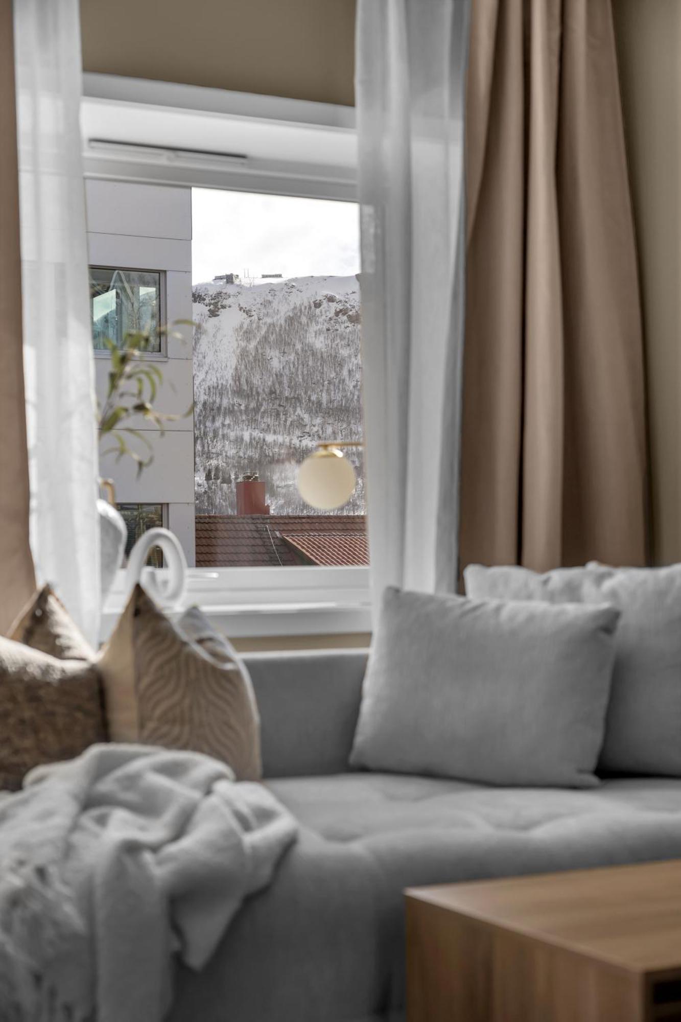 Supercentral City Apartment Eik Tromso Bagian luar foto